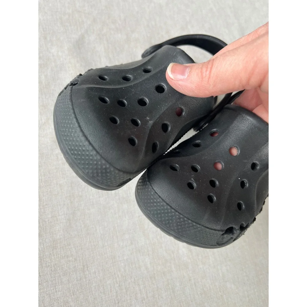 Crocs Classic Clog‎ Black Toddler Size 9 Kids Slip On Water Shoes 10001-001